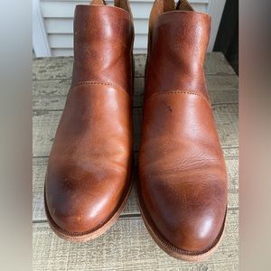 Kork Ease Booties! Rich Cognac Color with back zipper. 8.5